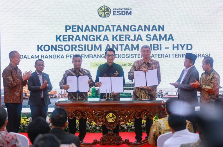 Percepat Hilirisasi, PLN Dukung Strategi Konsorsium Industri Baterai Terintegrasi Nasional